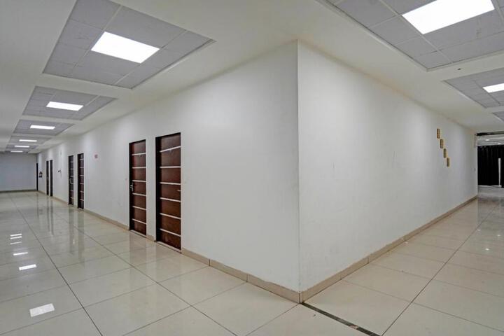 Hotel O Sector 110 Noida Formerly Luv Kush Tower Bhangel