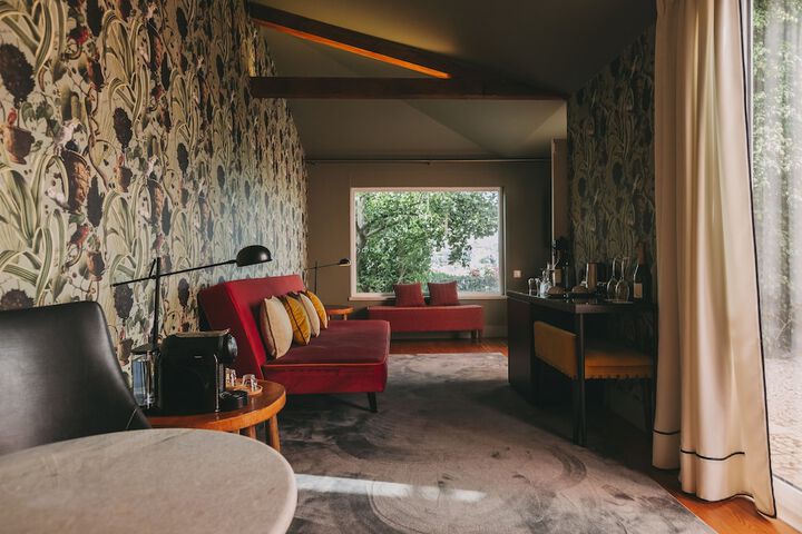 Room 123 of 245