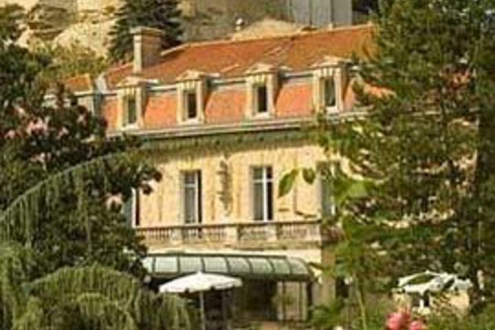Manoir De La Roseraie Chc in Grignan