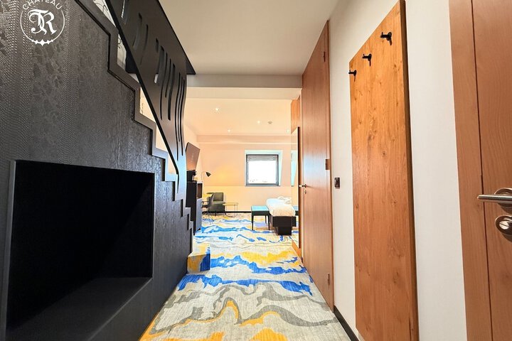 Room 97 of 217
