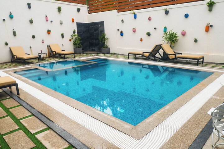 Pool 26 of 43