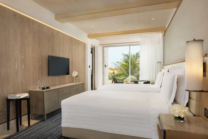 Room 21 of 176