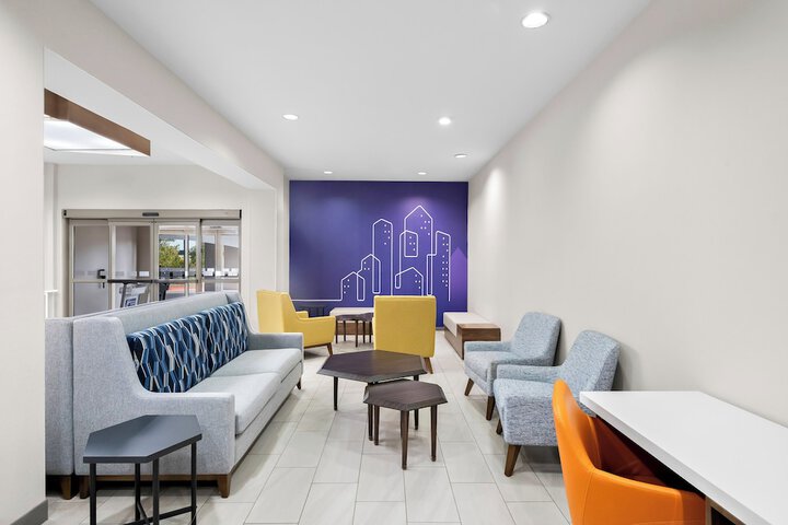 Hotel 67 of 71