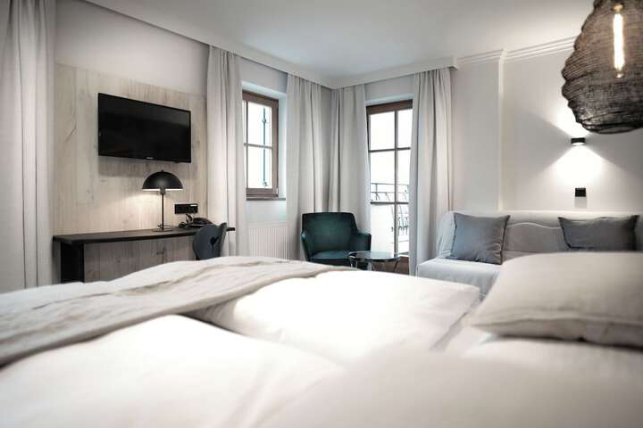 Room 21 of 119