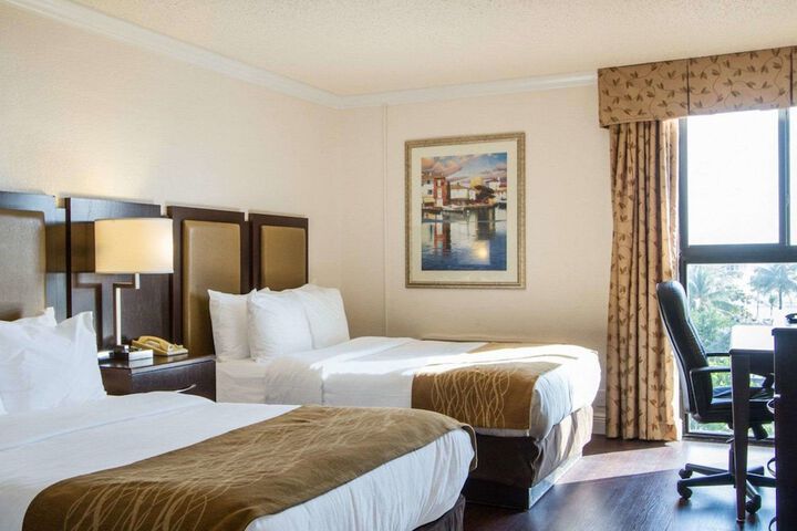 2 Double Beds City View (7 of 11)