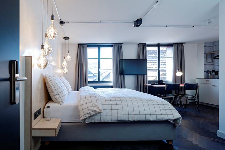 Room 4 of 59