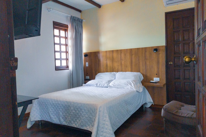 Room 21 of 59