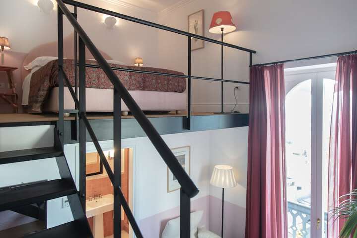 Room 7 of 47