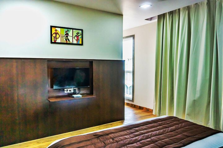 Room 10 of 45