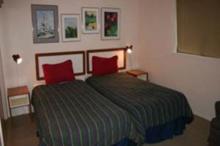 Room 11 of 26