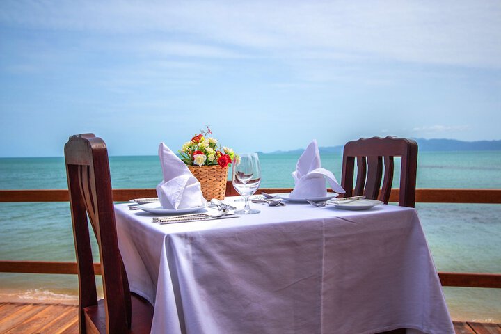 Dining 53 of 61
