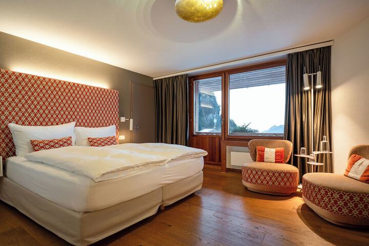 Room 15 of 98