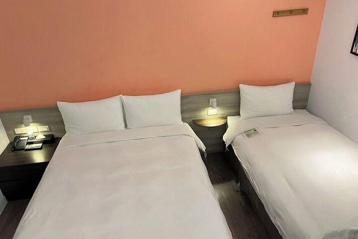 Room 29 of 94