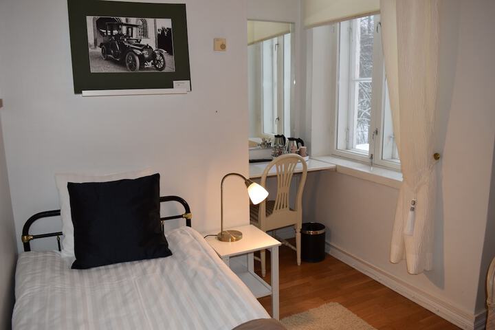 Room 7 of 113
