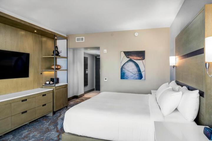 Deluxe Double Room 2 Queen Beds (3 of 7)