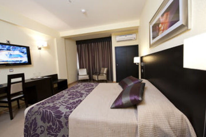 Room 16 of 22