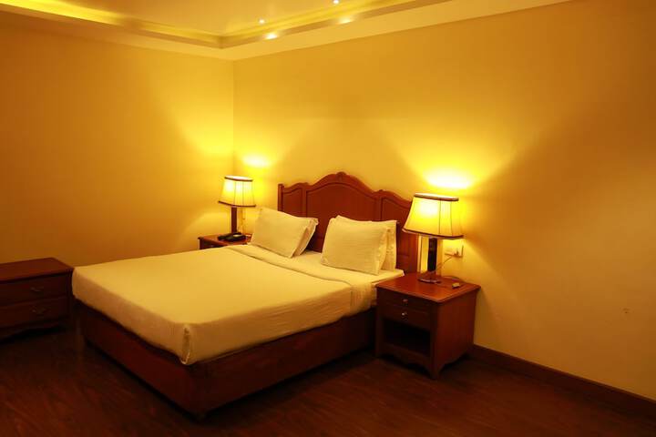 Room 2 of 12