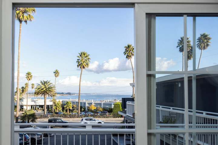 Beach/ocean view