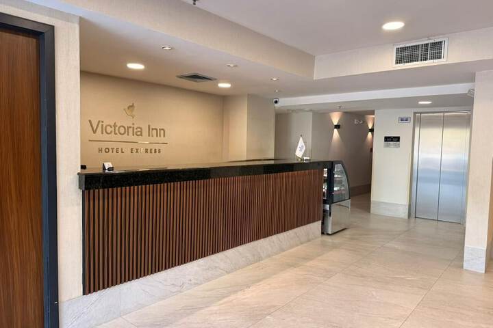Entrance & Lobby