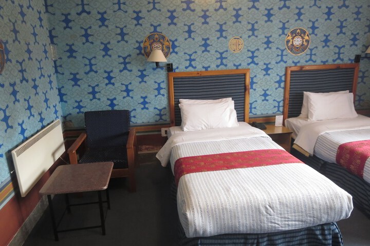 Room 4 of 29