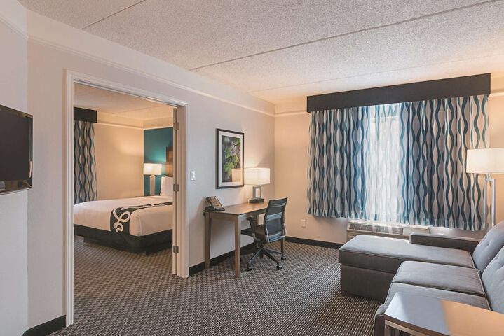 1 King Bed Mobility Hearing Impaired Accessible Room (1 of 24)