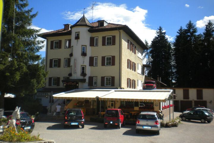 Exterior Photo