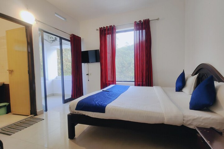 Room 7 of 10