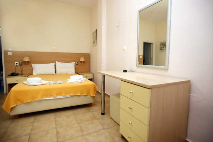 Room 14 of 53