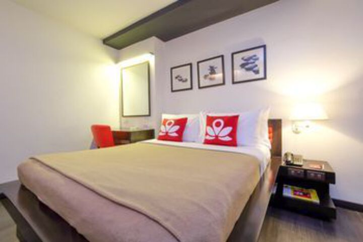 ZEN Rooms Durban Poblacion Makati