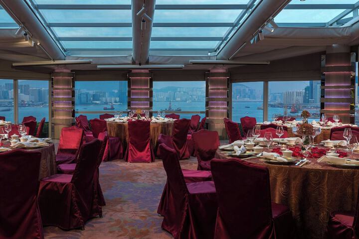 Ballroom/Hall 97 of 119