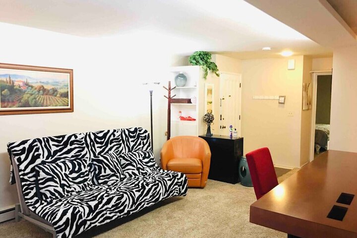 Room 25 of 47