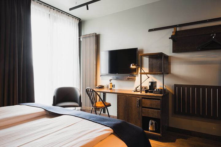 Room 14 of 87