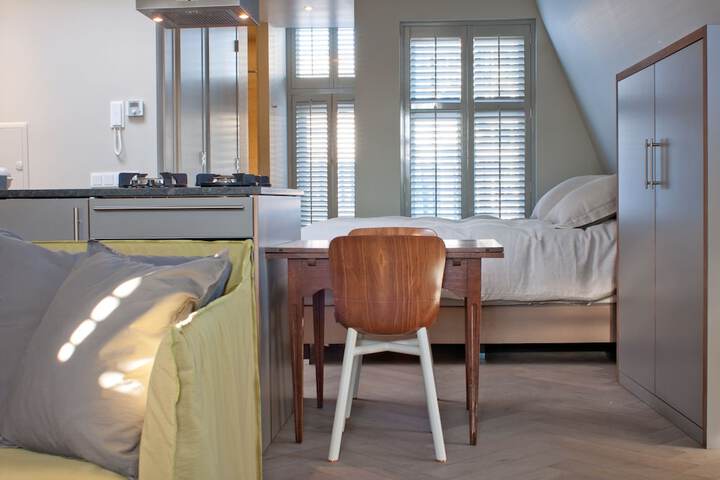 Room 57 of 171