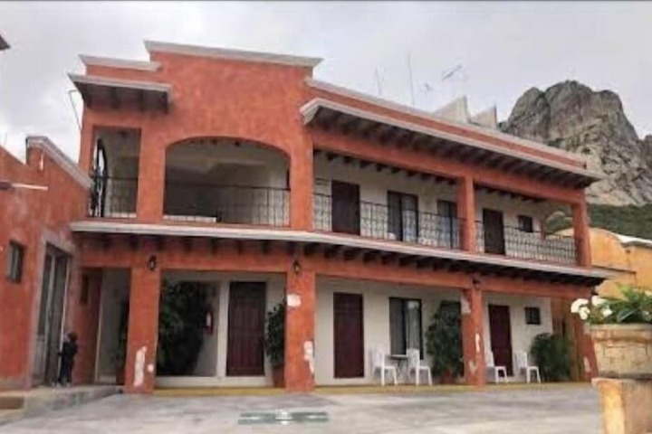 Hotel 6 of 6