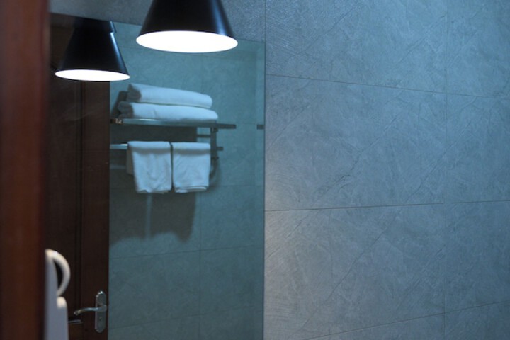 Room 20 of 40