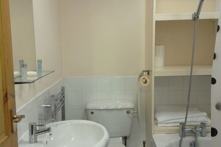Room 14 of 27