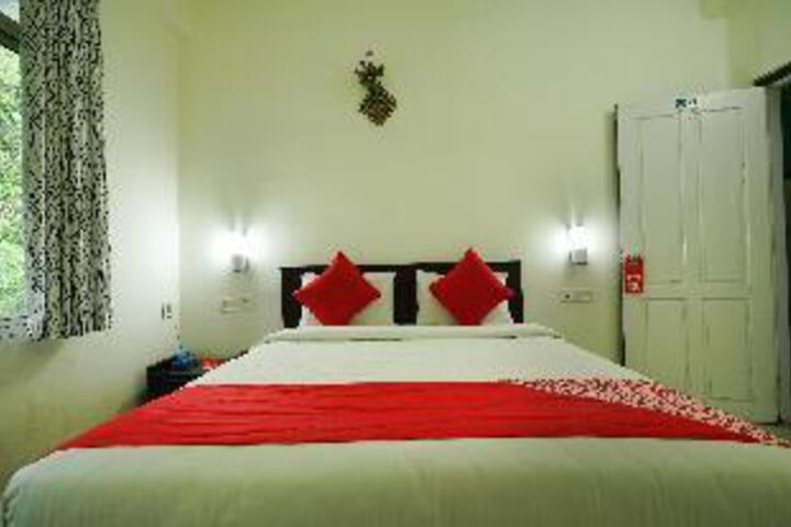 Room 18 of 23