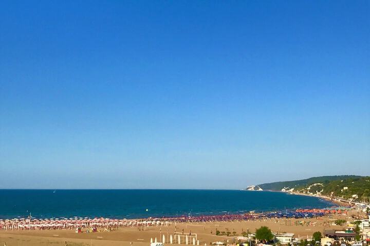 Beach 34 of 52