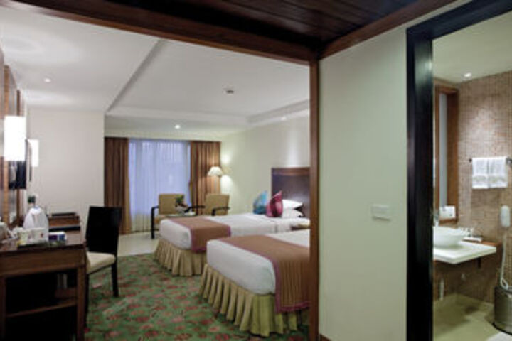 Room 13 of 45