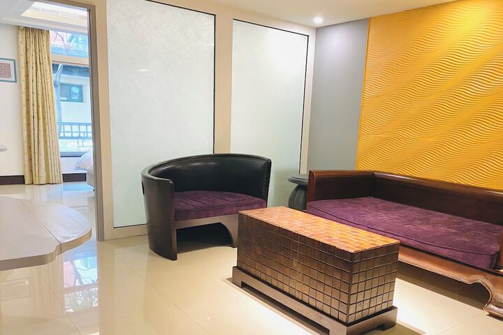 Room 16 of 31