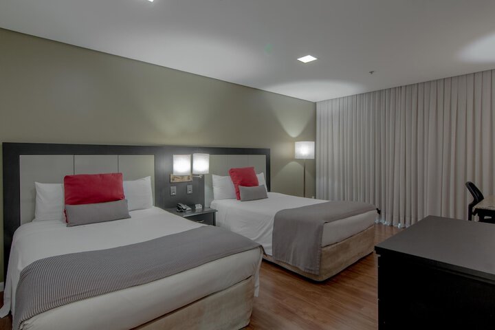 Room 18 of 95