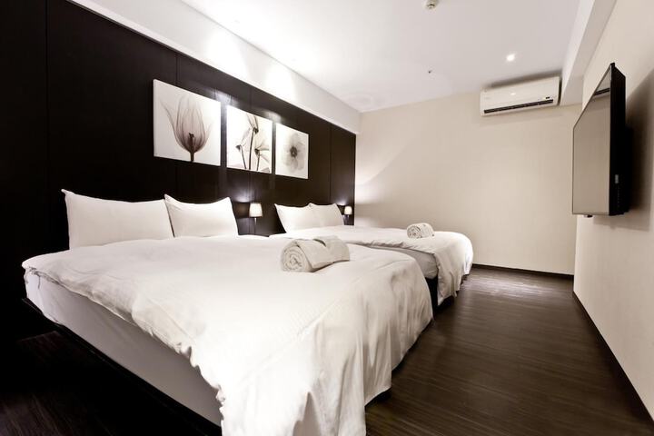 Room 19 of 51