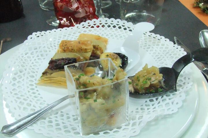 Dining 39 of 56