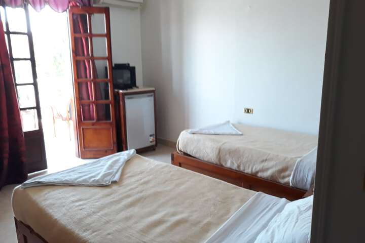 Room 28 of 85