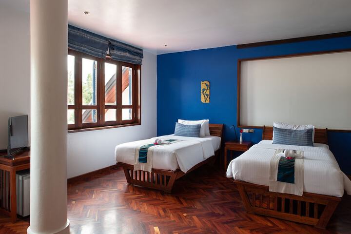 Room 18 of 49