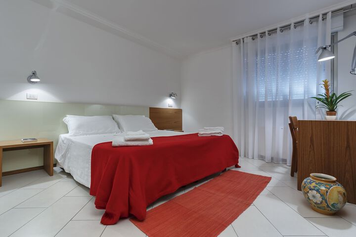 Room 10 of 49