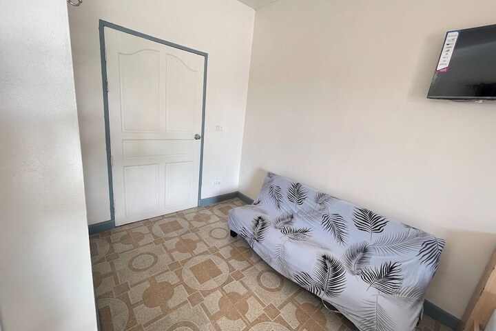 Room 10 of 109