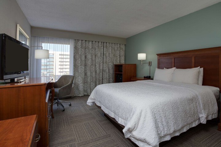 Room 7 of 37