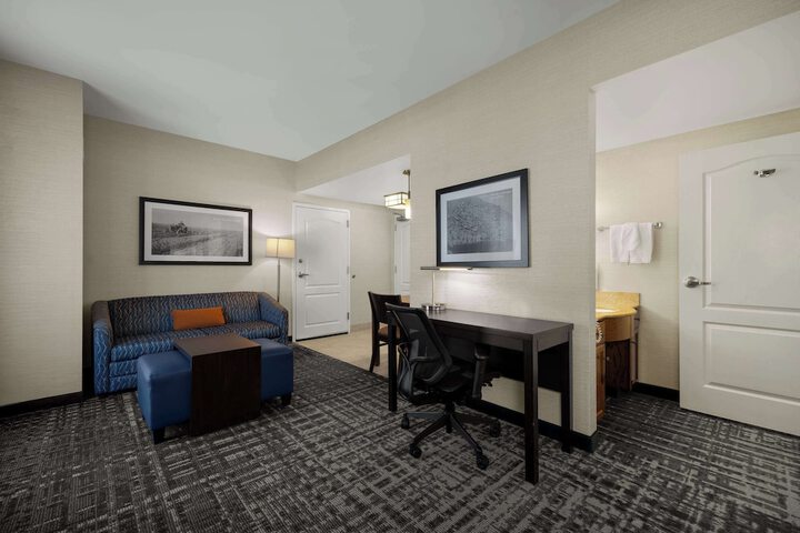 1 King Bed Studio Suite (21 of 21)
