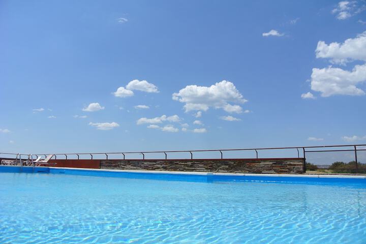 Pool 30 of 61